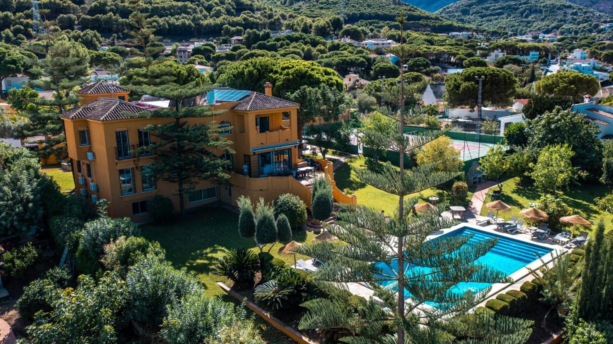 Tess Villa La Favorita Алаурін-де-ла-Торре Екстер'єр фото